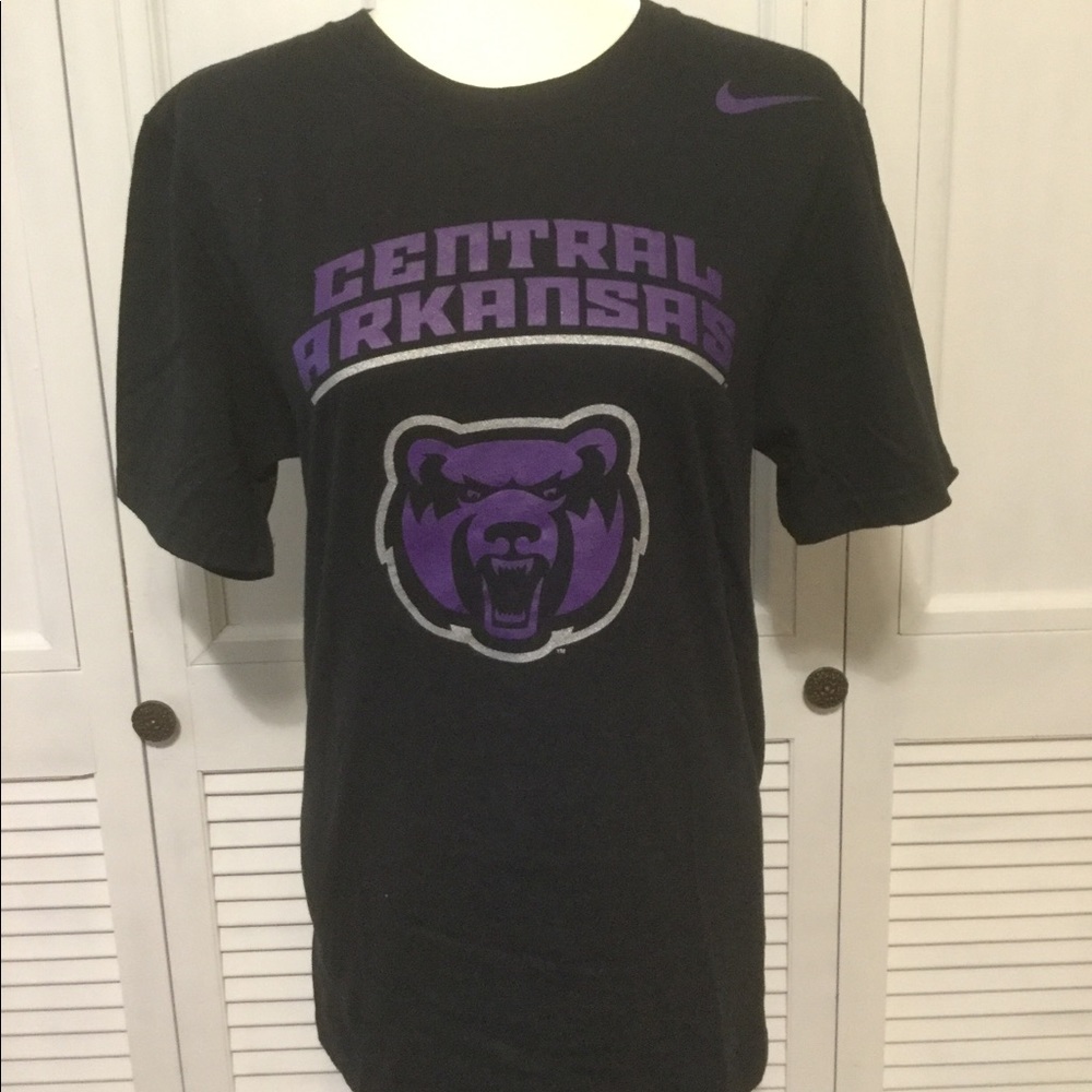 NIKE T-SHIRT UCA College Shirt